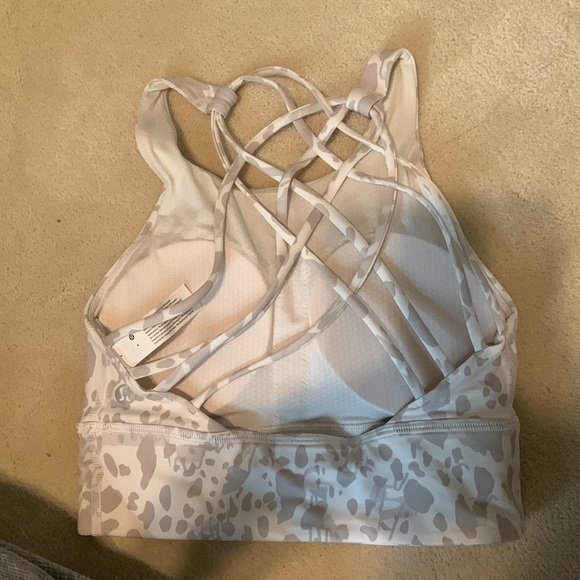 Lululemon bra bnwot - Picture 2 of 2